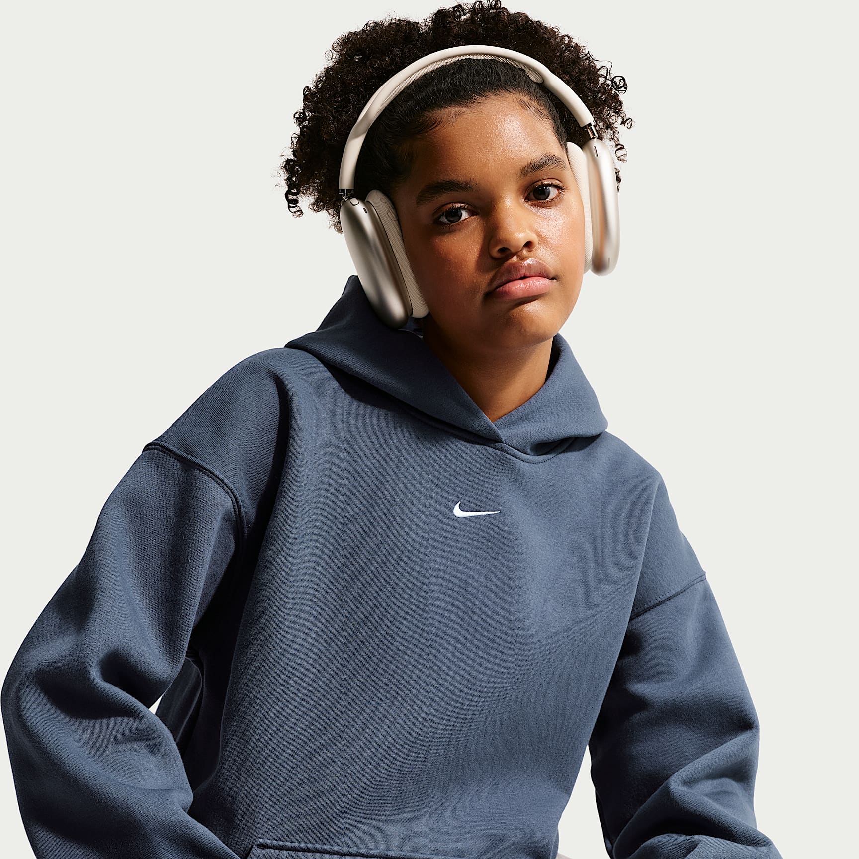 【buyさま】Done project スウェット パープル Nike Sportswear Studio Fleece Girls' Oversized Pullover Hoodie
